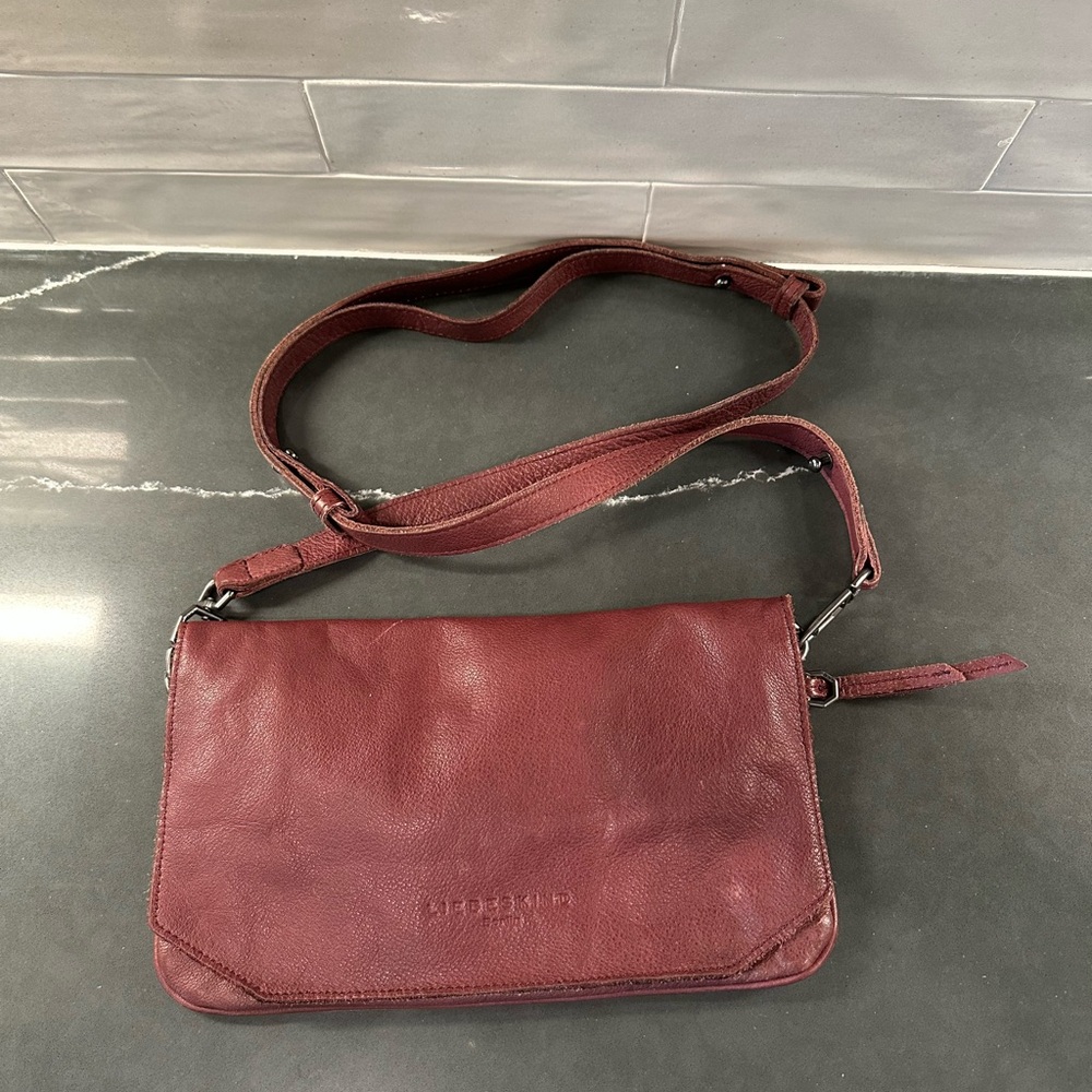 Liebeskind Red Leather Crossbody Bag with Adjustable Strap